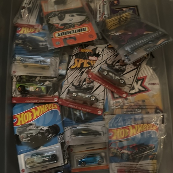 Meet Your Posher - Picture 4 of 14